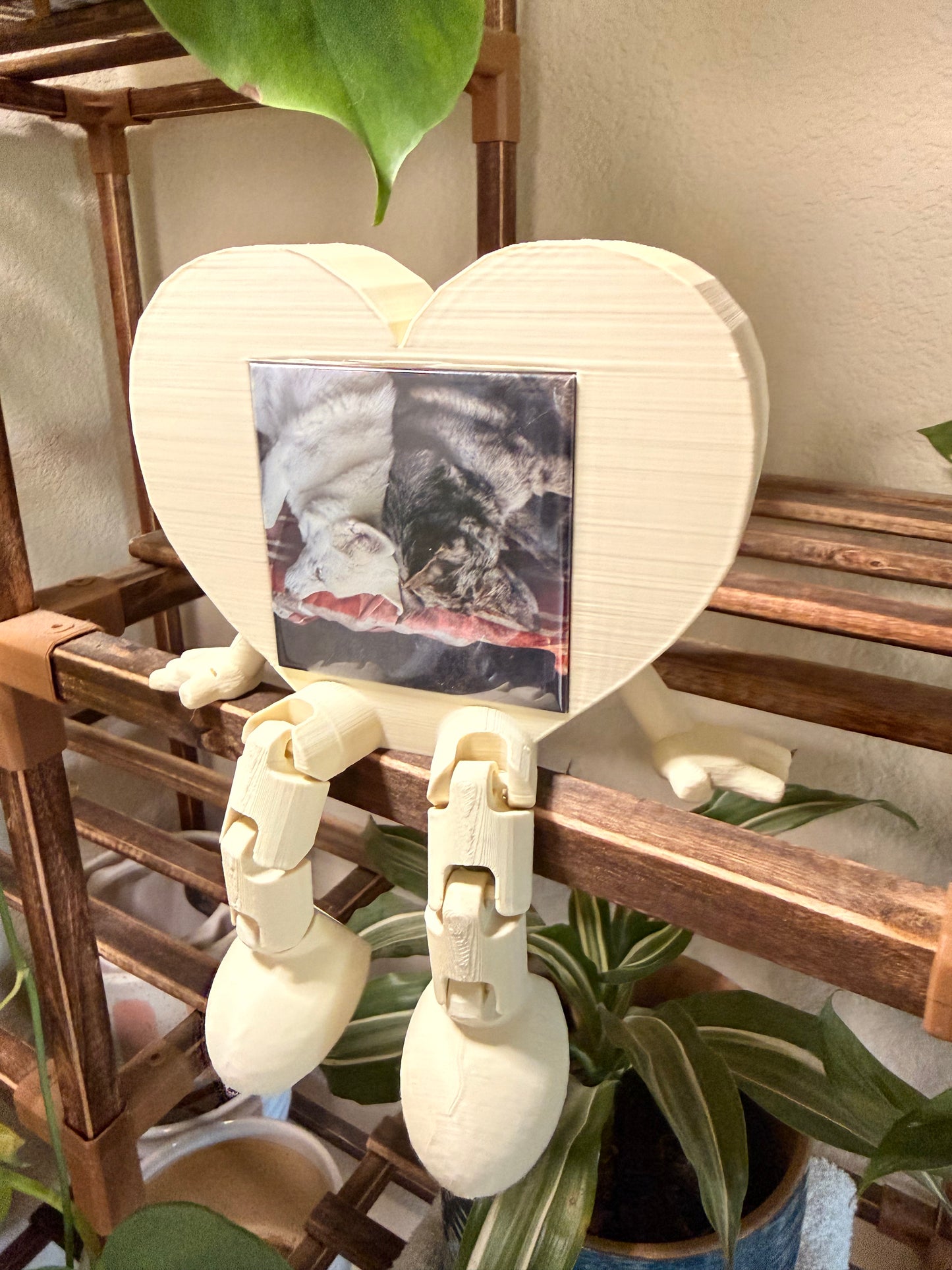 Heart Shelf Sitter