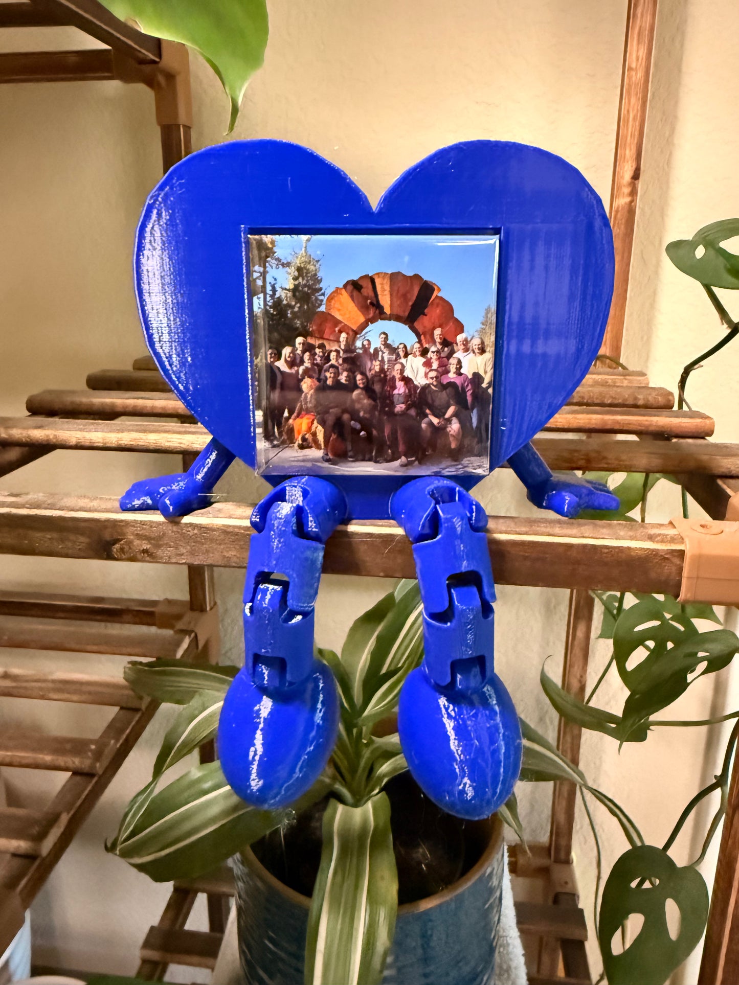 Heart Shelf Sitter